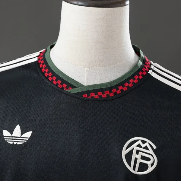 25/26 Bayern Munich Third Away